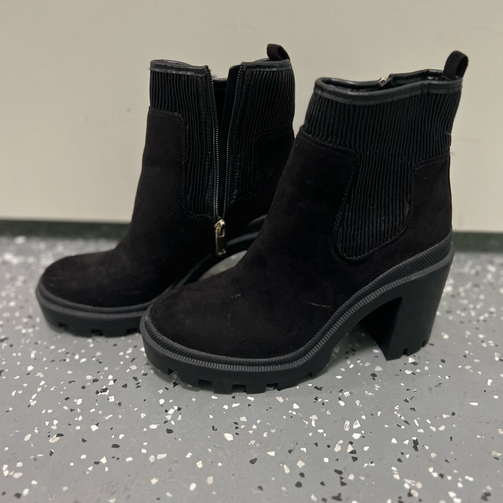 Black heel booties
